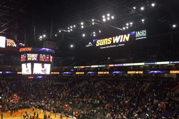 太陽隊的主場是哪個體育場?