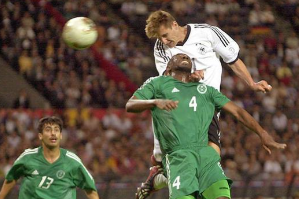 足壇頭球能力最強(qiáng)的是誰(shuí)？