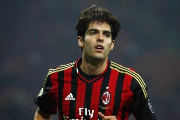 卡卡退役后去干什么了？